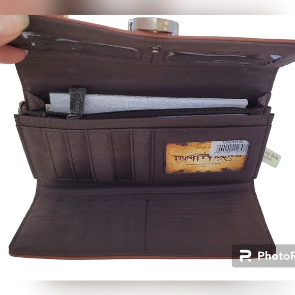 Trinity Ranch Leather Wallet - Picture 5 of 5